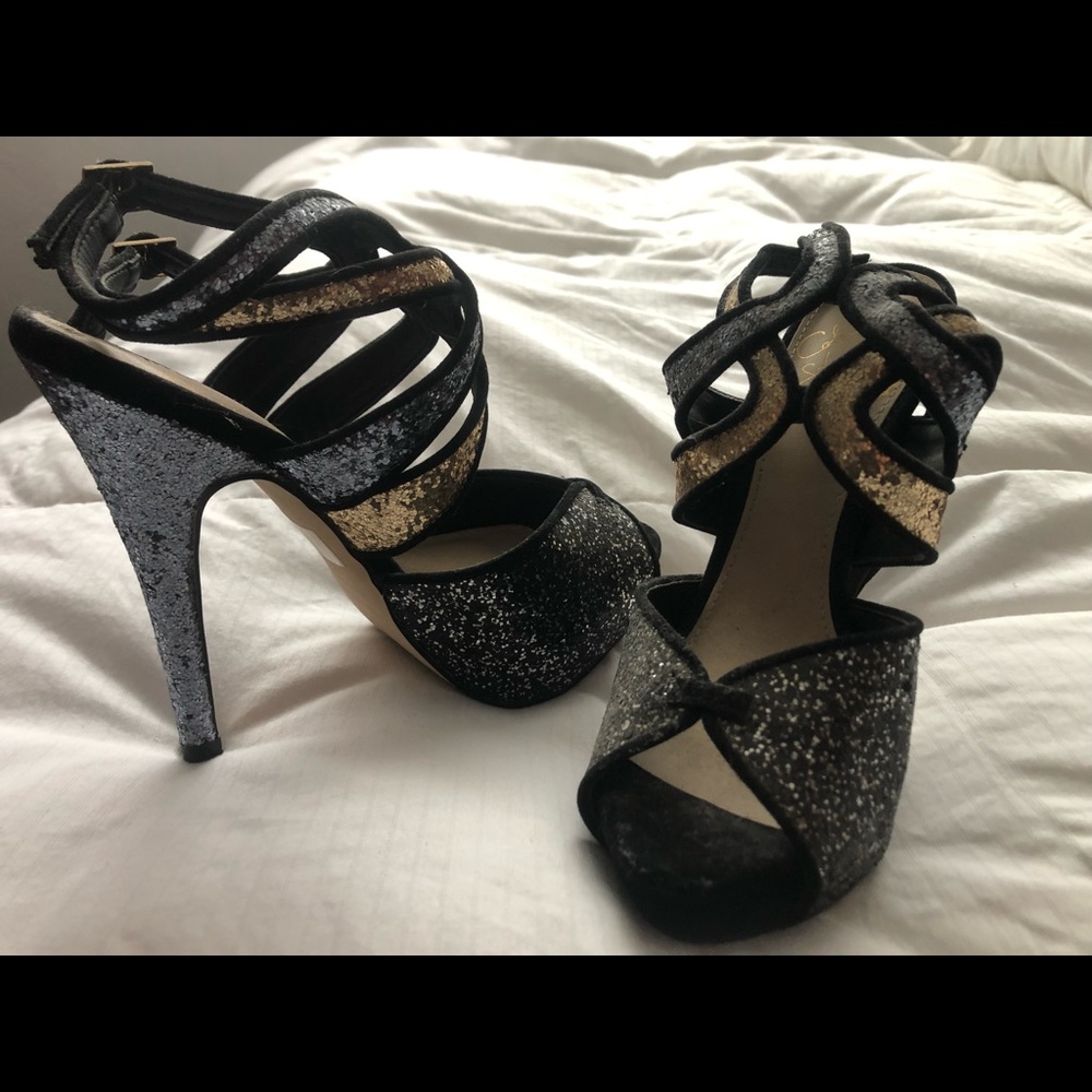 Platform Shoes - Picture 2 of 6